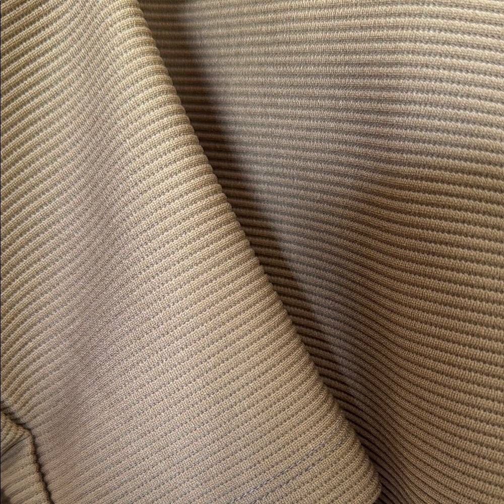 Nine West brown/tan ribbed top - Picture 4 of 6